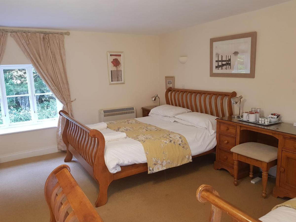 Stable Court Hotel โฮลท์ ห้อง รูปภาพ